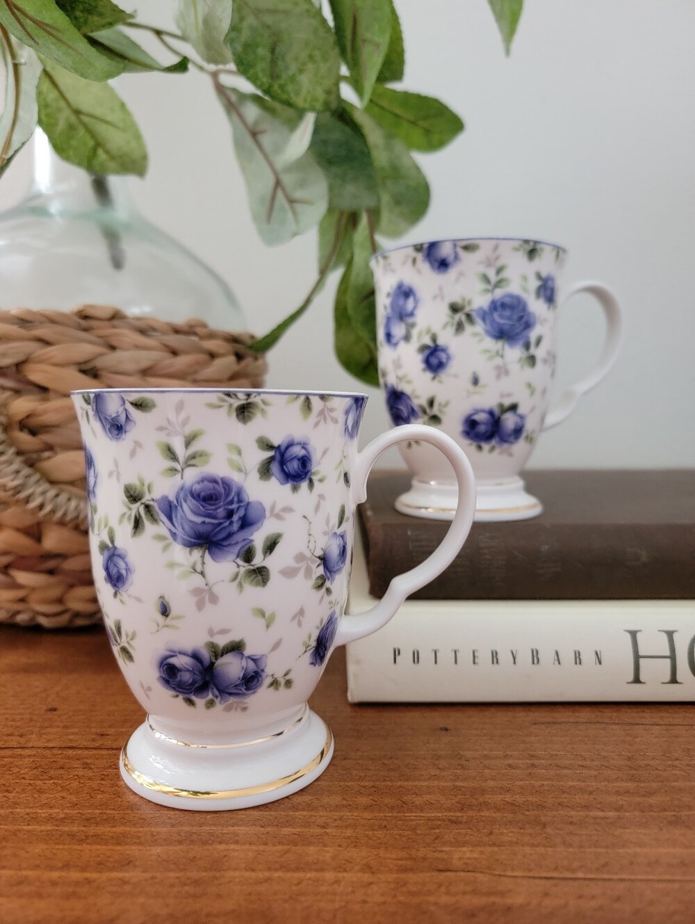 Set Of 2 The John Best Selection Blue Roses Footed Coffee Mug Cups Gold Bands